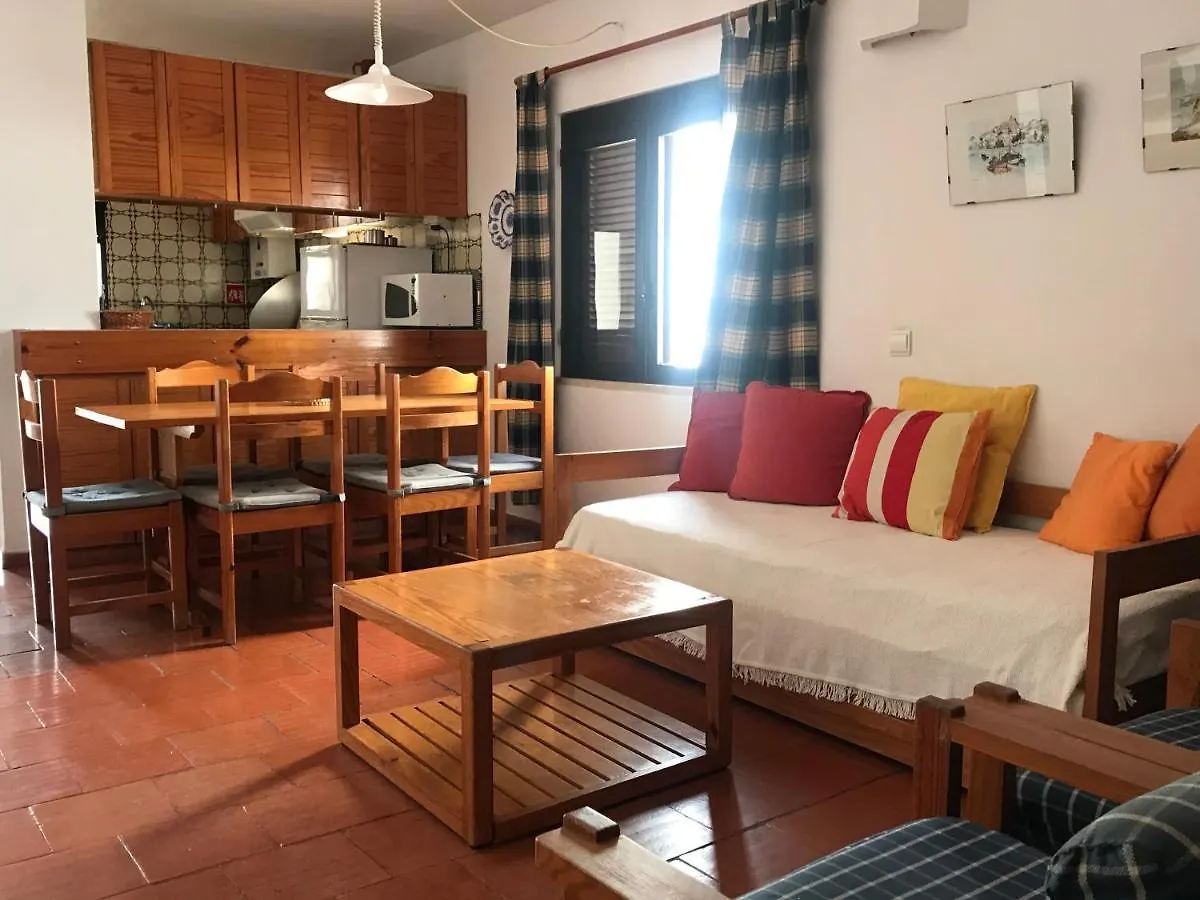 Comfortable Appartment At Albufeira Apartment